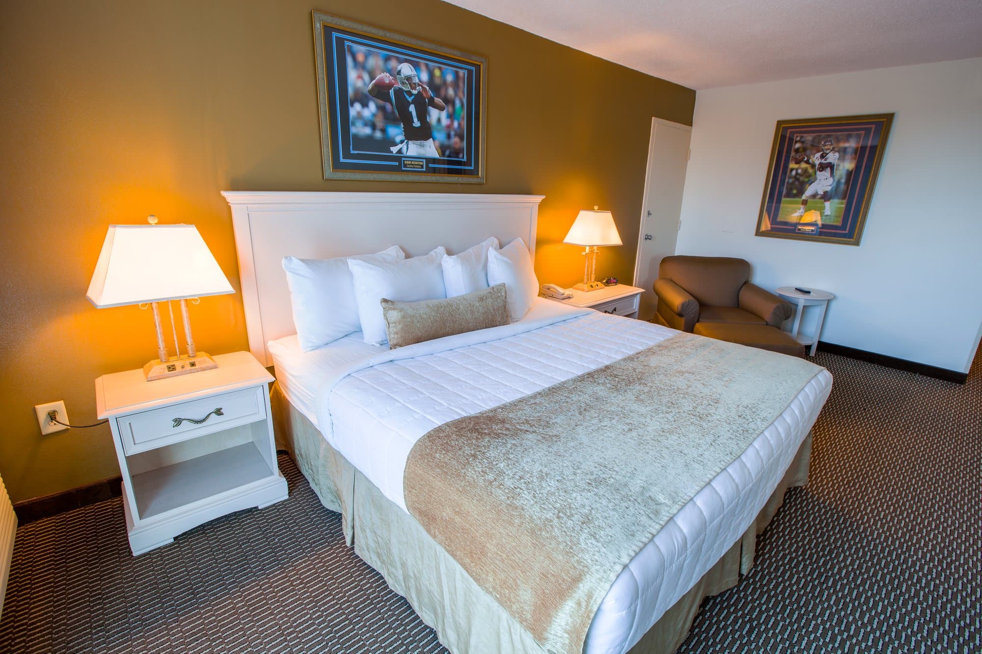 King City at Stadium Hotel